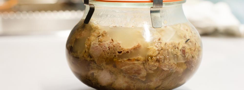 Zavarane pecene maso